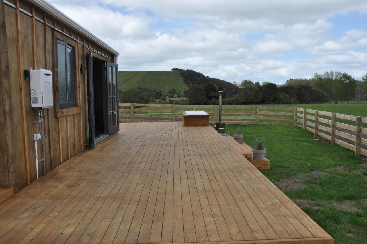Renagour Cottage - Farmstay With Hot Tub! Whanganui Exterior photo