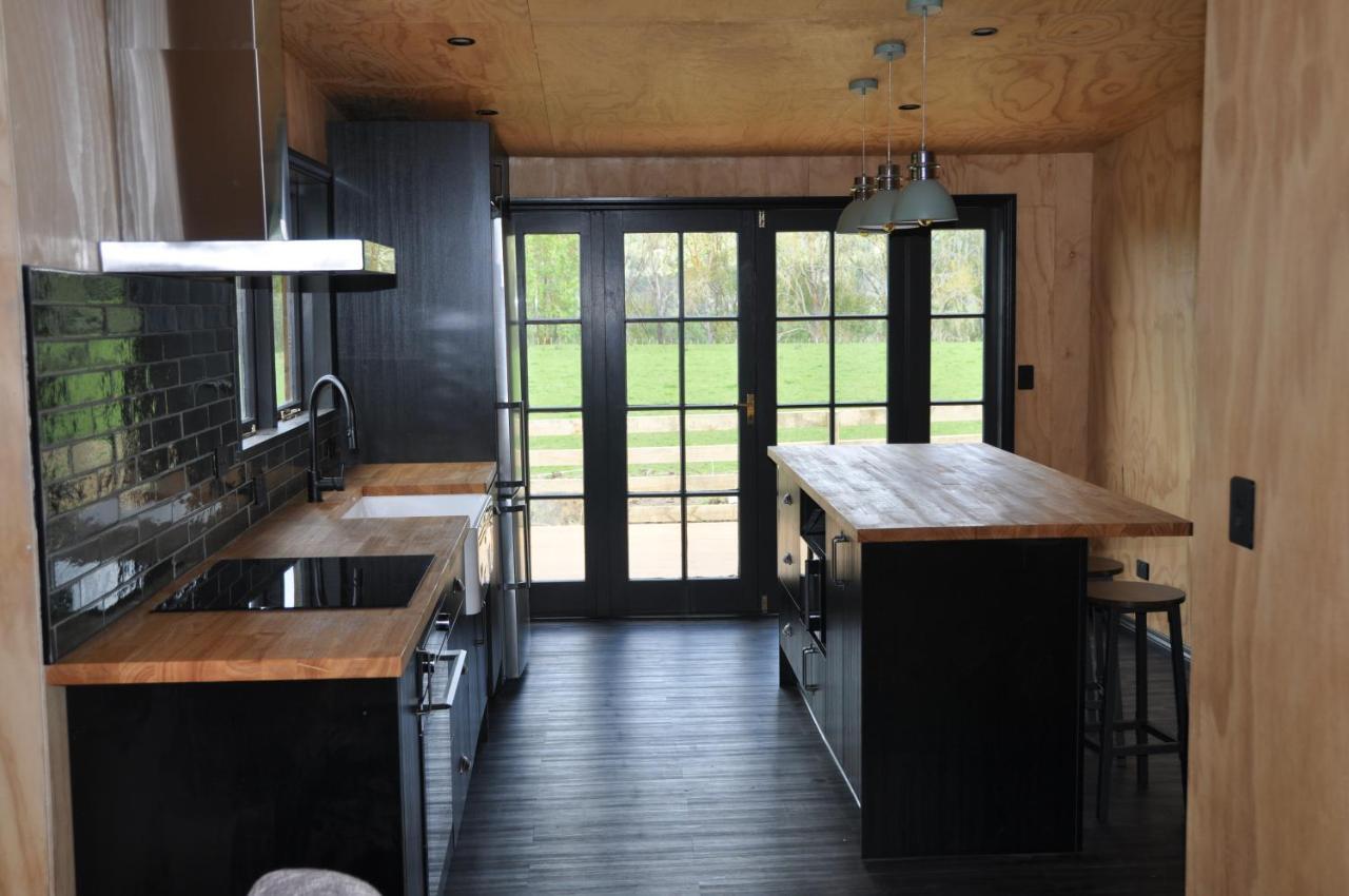 Renagour Cottage - Farmstay With Hot Tub! Whanganui Exterior photo